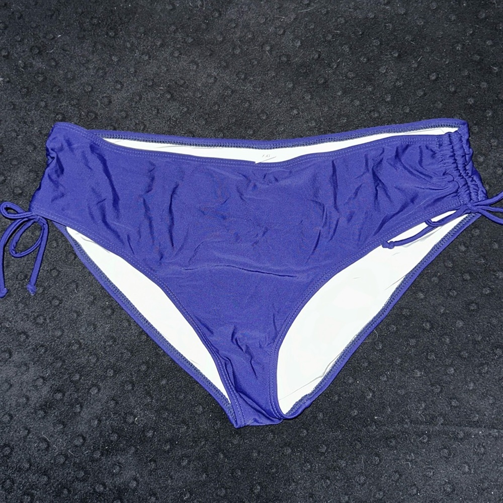 Navy rushed side swim bottoms